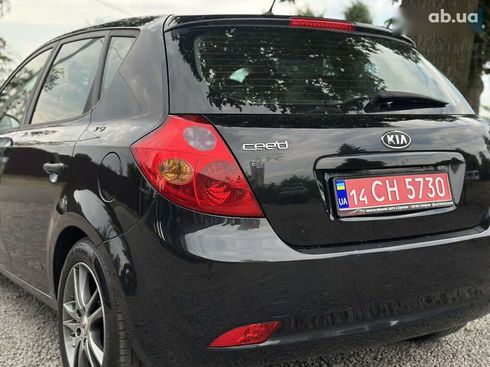 Kia Cee'd 2007 - фото 24