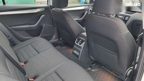 Skoda Octavia 2019 - фото 26