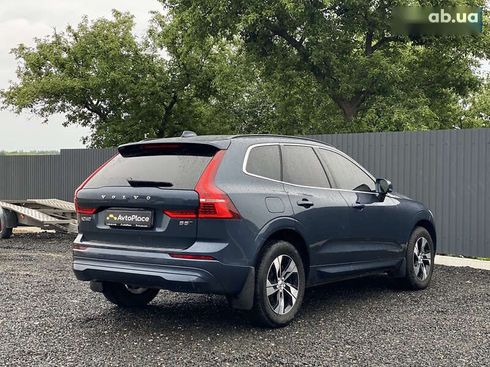 Volvo XC60 2021 - фото 30
