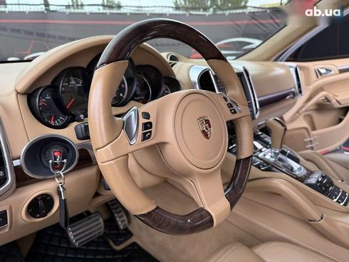 Porsche Cayenne 2012 - фото 29