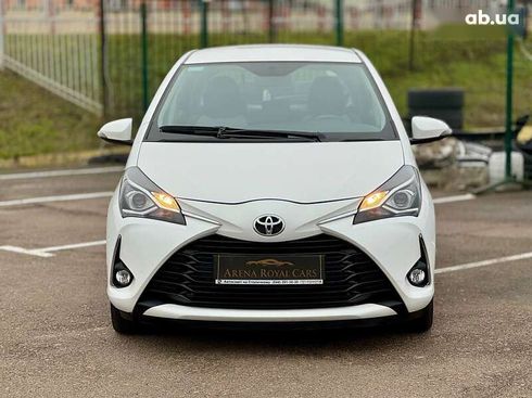 Toyota Yaris 2017 - фото 4