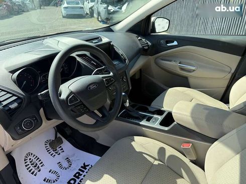 Ford Escape 2017 - фото 6