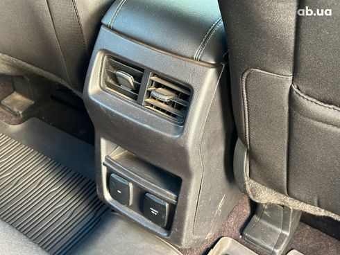 Ford Edge 2016 черный - фото 20