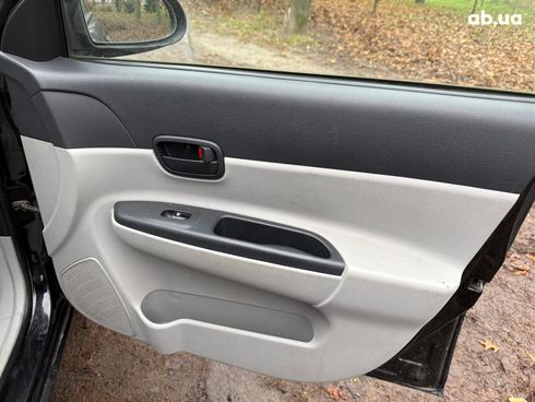 Hyundai Accent 2008 черный - фото 36