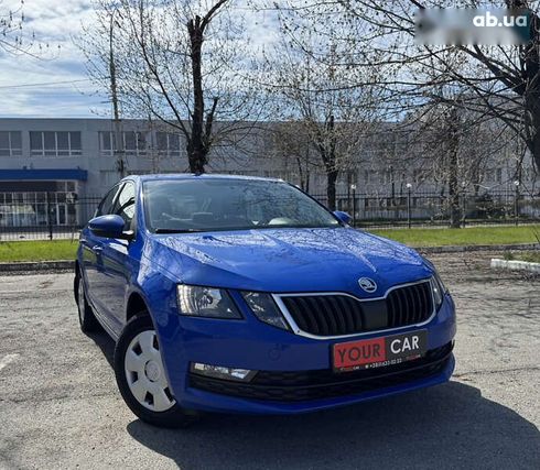 Skoda Octavia 2020 - фото 7