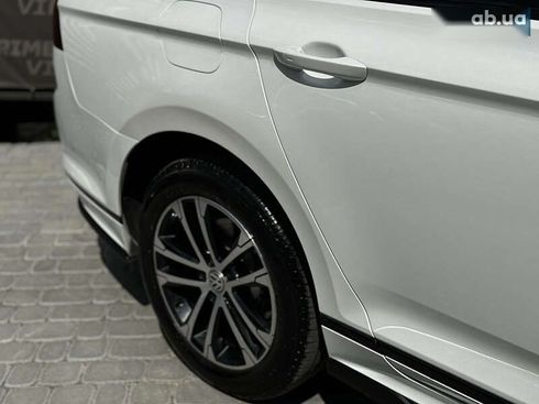 Volkswagen Passat 2018 - фото 19