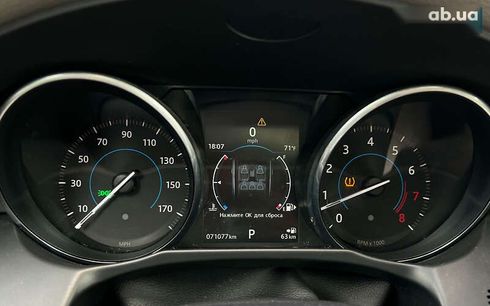 Jaguar XF 2016 - фото 20