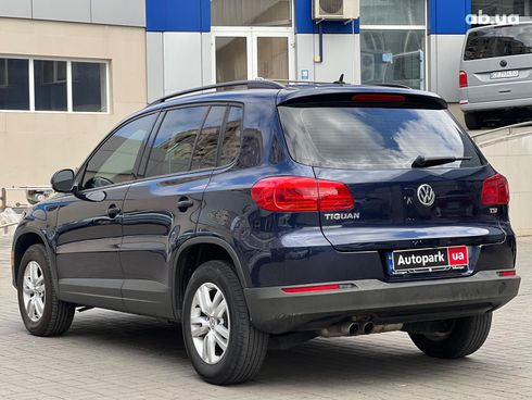 Volkswagen Tiguan 2016 синий - фото 9