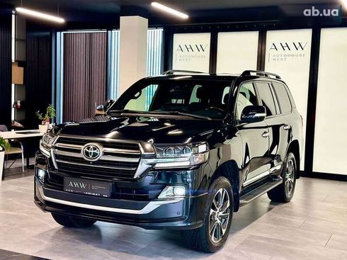 Toyota Land Cruiser 2020 - фото 8