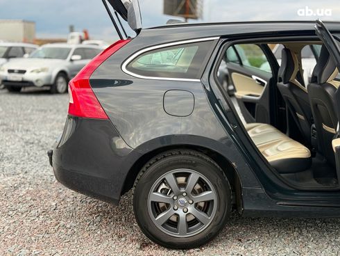 Volvo V60 2013 серый - фото 28