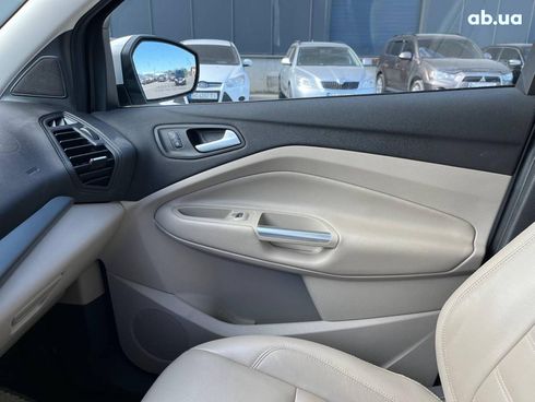 Ford Escape 2016 белый - фото 38