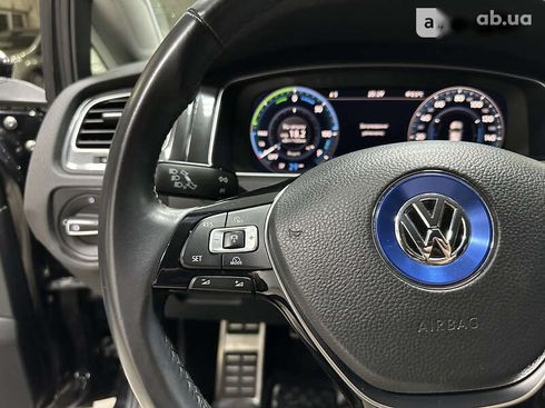 Volkswagen e-Golf 2017 - фото 15