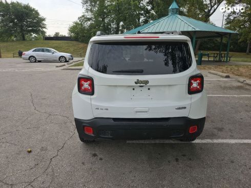 Jeep Renegade 2019 - фото 6