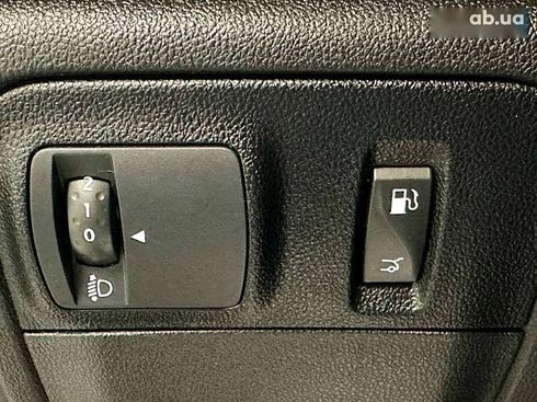 Renault Megane 2018 - фото 28