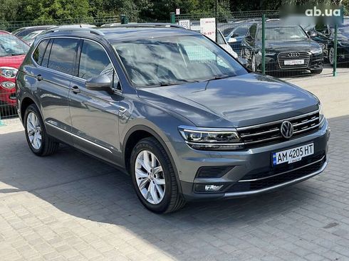 Volkswagen Tiguan 2018 - фото 10