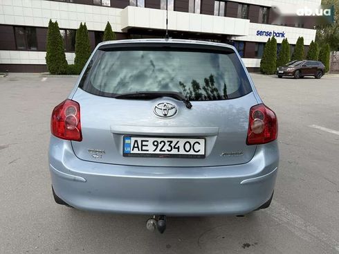 Toyota Auris 2008 - фото 10