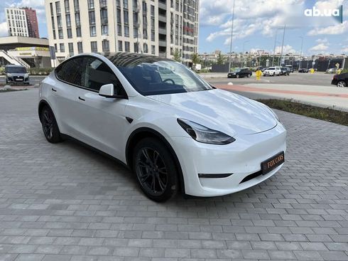 Tesla Model Y 2024 - фото 6