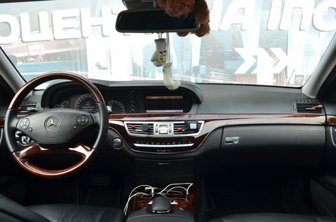 Mercedes-Benz S-Класс 2013 черный - фото 17