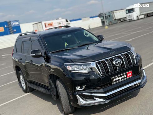 Toyota Land Cruiser Prado 2019 черный - фото 13