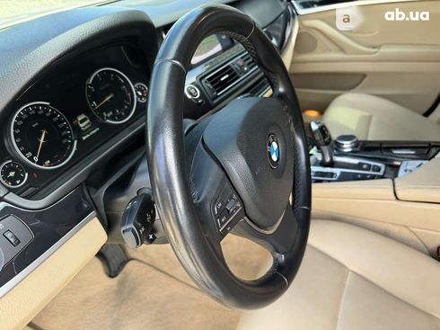 BMW 5 серия 2016 - фото 18