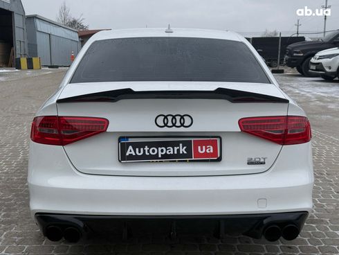 Audi A4 2015 белый - фото 9