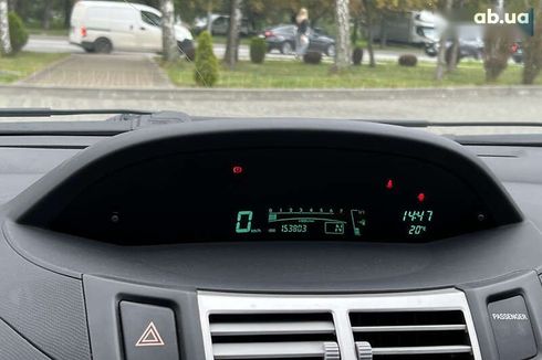 Toyota Yaris 2007 - фото 13