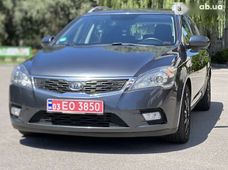 Продаж вживаних Kia Cee'd в Дніпропетровській області - купити на Автобазарі
