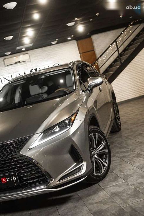 Lexus RX 2020 - фото 6