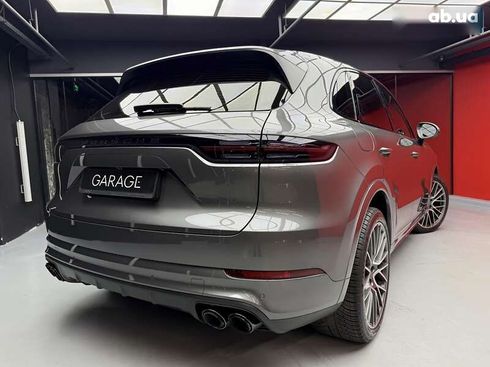 Porsche Cayenne 2019 - фото 14