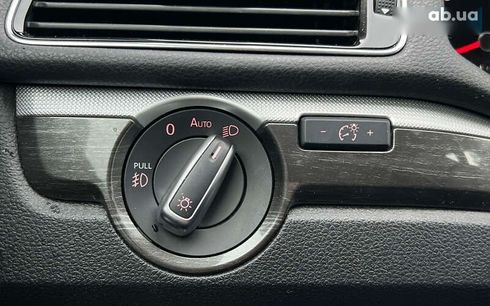 Volkswagen Passat 2017 - фото 23