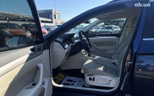 Volkswagen Passat 2015 - фото 9