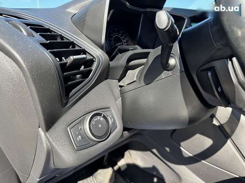 Ford C-Max 2017 - фото 11