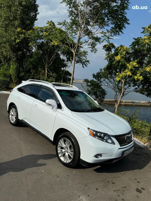 Lexus RX 2011 белый - фото 2