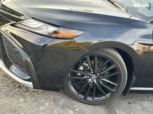 Toyota Camry 2023 - фото 11