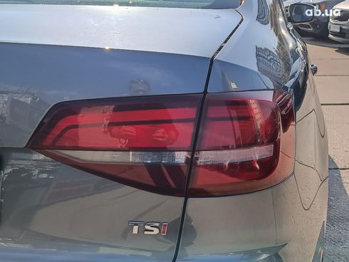 Volkswagen Jetta 2017 серый - фото 10