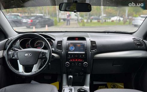 Kia Sorento 2011 - фото 11