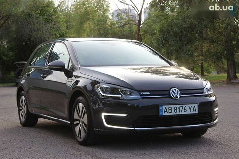 Volkswagen e-Golf 2020 - фото 5