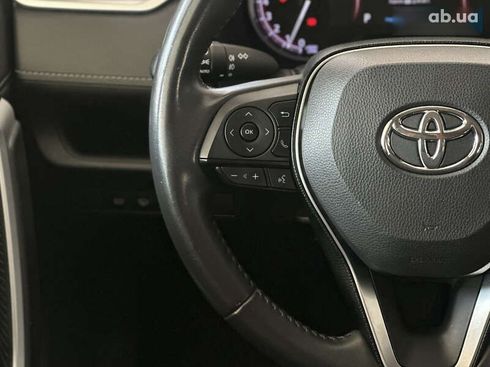Toyota RAV4 2020 - фото 29