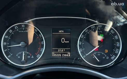 Skoda Octavia 2010 - фото 19