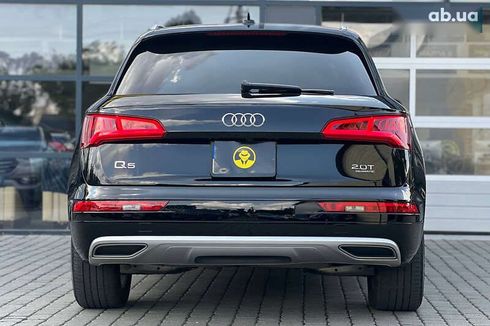 Audi Q5 2017 - фото 5
