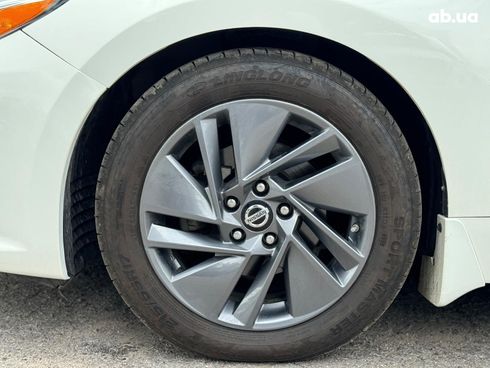 Nissan Altima 2018 белый - фото 9