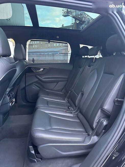 Audi Q7 2016 - фото 30