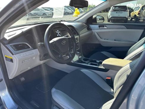 Hyundai Sonata 2015 серый - фото 15