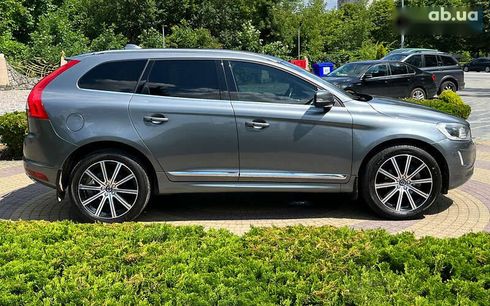 Volvo XC60 2017 - фото 8