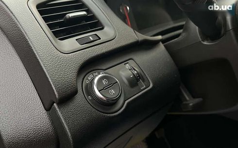 Opel Insignia 2017 - фото 18