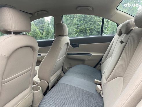 Hyundai Accent 2007 бежевый - фото 22