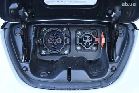 Nissan Leaf 2011 - фото 16