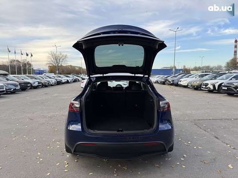 Tesla Model Y 2024 - фото 9