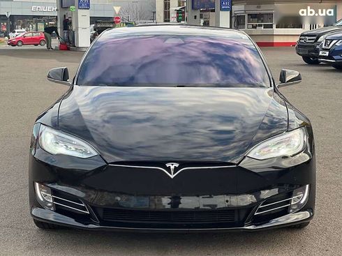 Tesla Model S 2019 - фото 6