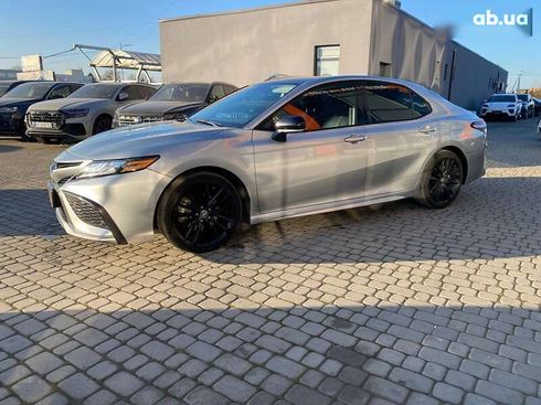 Toyota Camry 2022 - фото 4